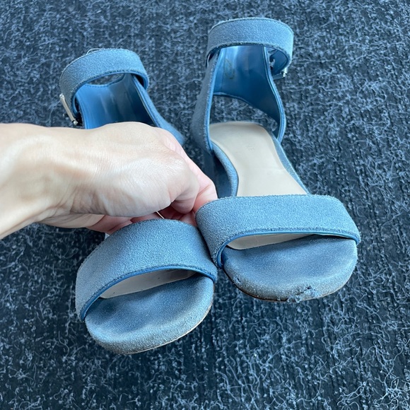 Saks Fifth Avenue blue suede sandals - Picture 6 of 7